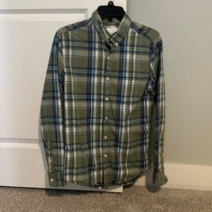 Long sleeve button up
